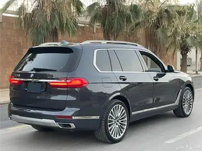 BMW X7 فل كامل 2022 خليجي بحالة الوكالة 40