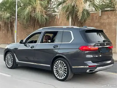 BMW X7 فل كامل 2022 خليجي بحالة الوكالة 30