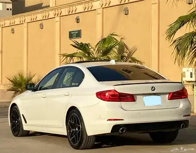 بي ام دبليو 520i 2020 12