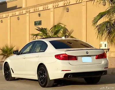 بي ام دبليو 520i 2020 11