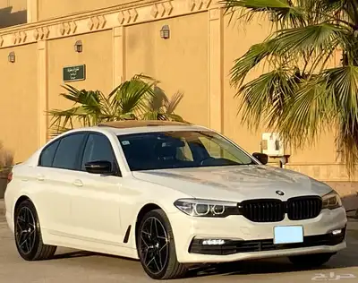 بي ام دبليو 520i 2020 0