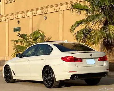 بي ام دبليو 520i 2020 10