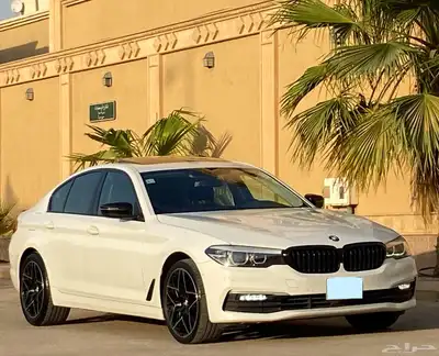 بي ام دبليو 520i 2020 6