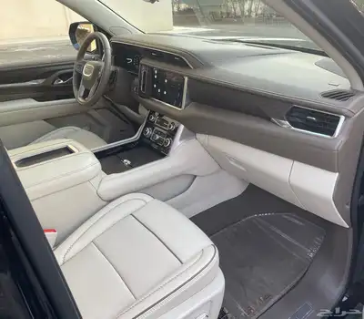يوكن 2022 دينالي شبه جديد 14