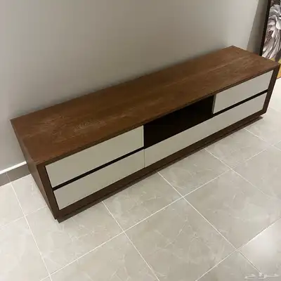 طاولة تلفزيون من ابيات 1