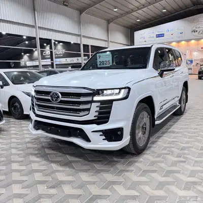 لاند كروزر Vxr بريمي فل كامل 2025 1