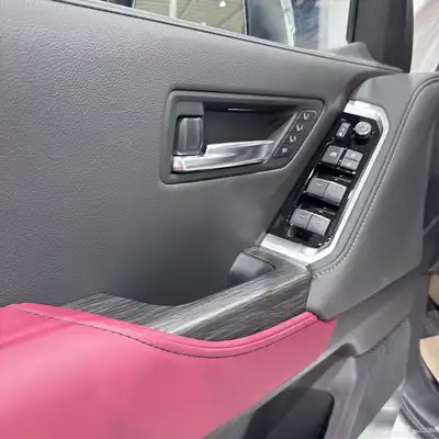 لاند كروزر Vxr بريمي فل كامل 2025 5