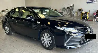 كامري 2024 سعودي اسود ستاندر 1