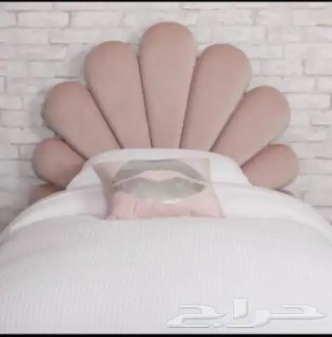 سرير خشب ديكور بكس 18
