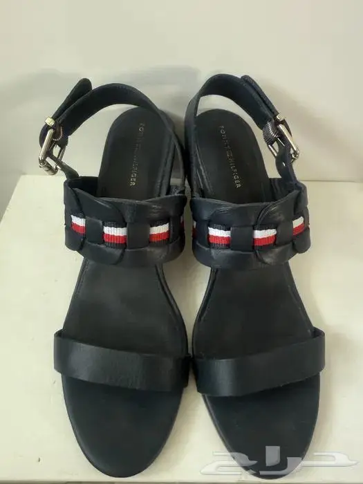 صندل ماركة Tommy Hilfiger 0