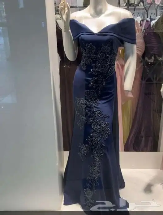 فستان جديد نفس موديل بس لون اسود ب350 مقاس 12 0