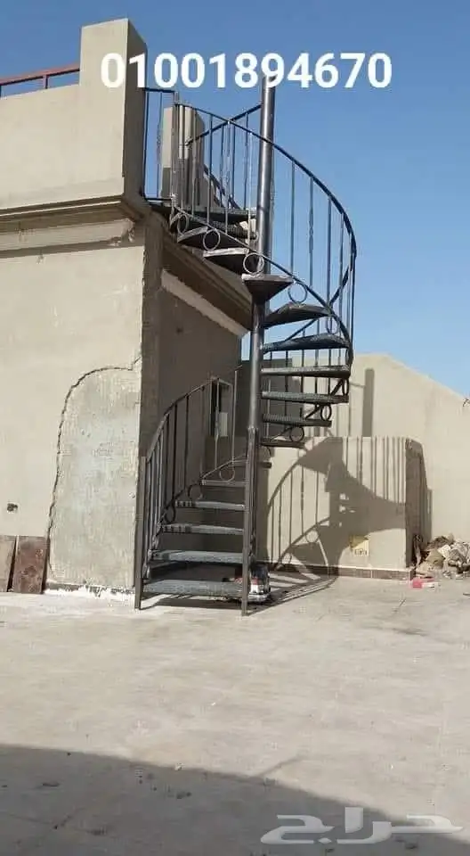 ورشة لعمل جميع انواع الحداده وقص المعادن والاكليرك والكلادي 36