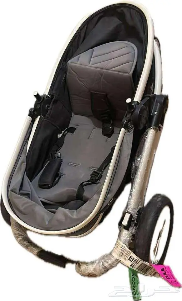 Giggles Stroller   Gently Used  عربة أطفال جيجلز - مستعملة 6