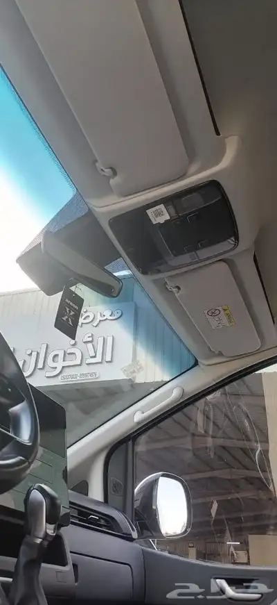 ستاريا 2022 نص فل 2.2 ديزل تيربو 11 راكب بصمه 17