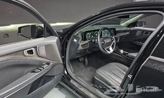 كيا k8 موديل 2022 6