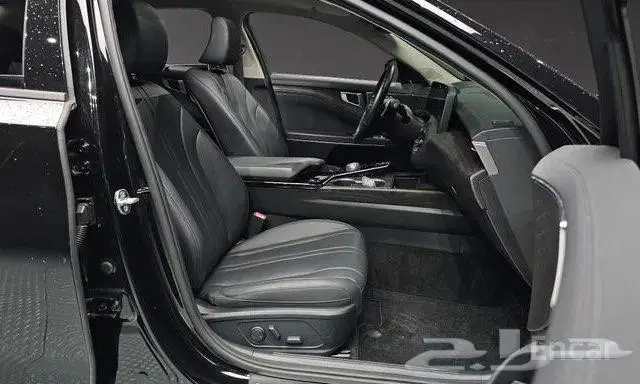 كيا k8 موديل 2022 9