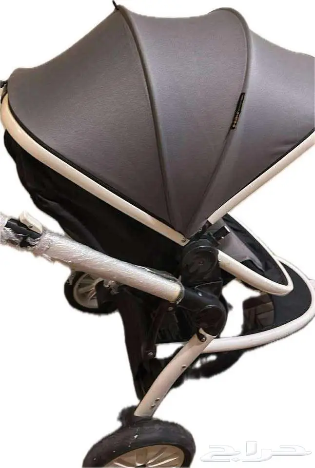 Giggles Stroller   Gently Used  عربة أطفال جيجلز - مستعملة 2