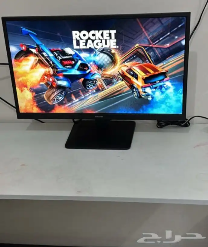 شاشه 22بوصه تجي معاها اتش دي وا محول الطاقه 60Hz 1080HD 0