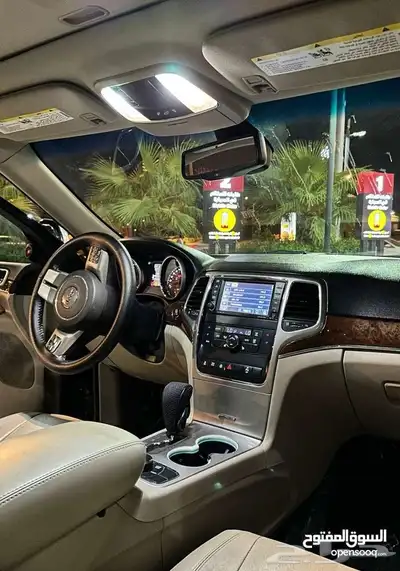 جيب قراند شيروكي 4x4 2012 ليمتد فل كامل 11