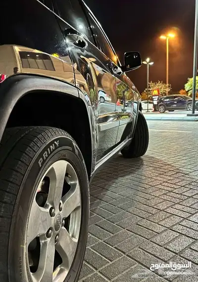 جيب قراند شيروكي 4x4 2012 ليمتد فل كامل 2