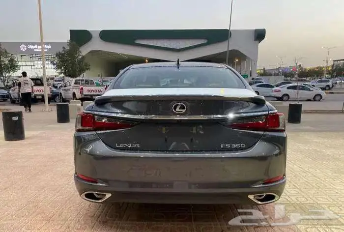 لكزس ES350 نص فل CC سعودي 2025 5