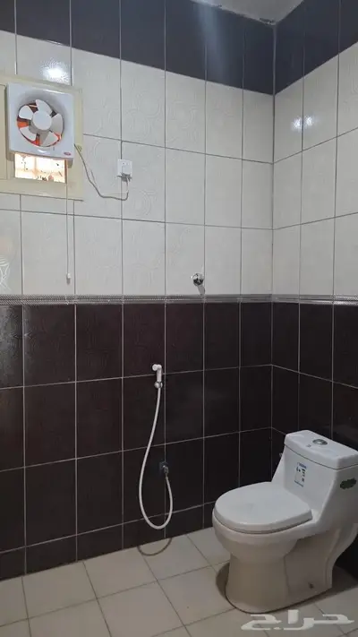 بيت للإيجار 19