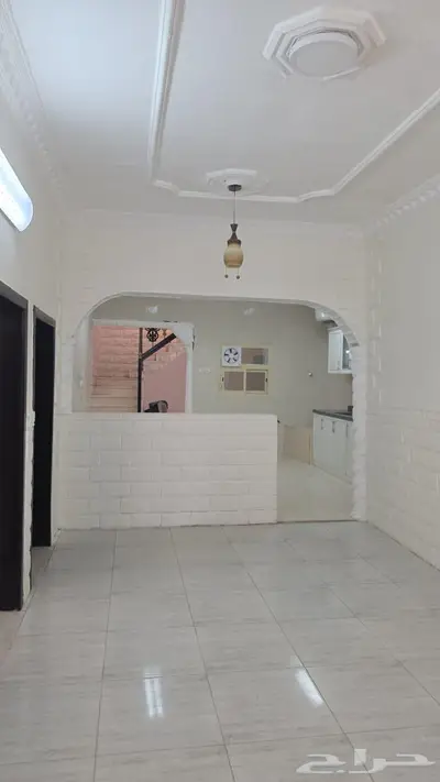 بيت للإيجار 25