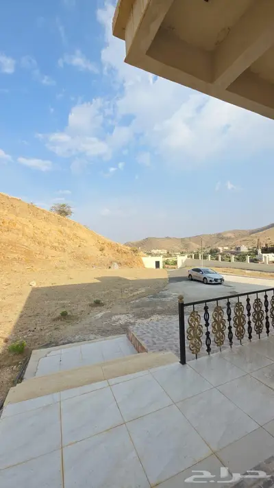 بيت للإيجار 4