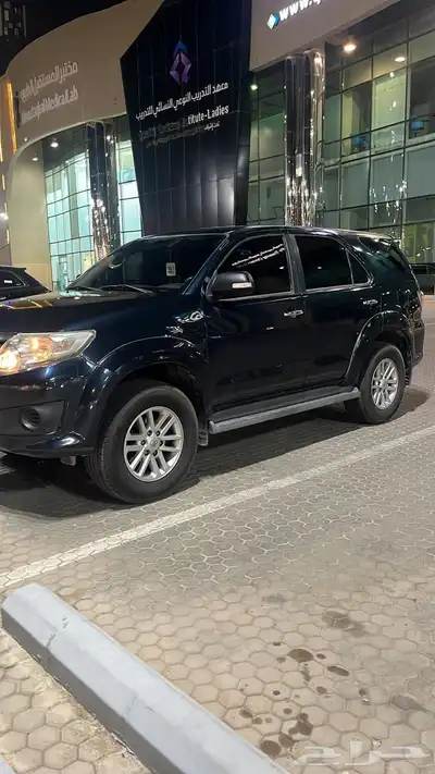 اربعة سلندر 2015 بدون دبل. ممشى 332 الف فقط. ثاني مالك 2