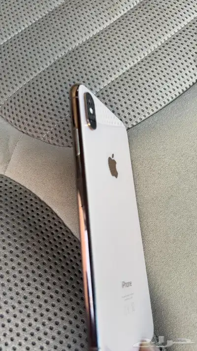 آيفون اكس إس ماكس 3