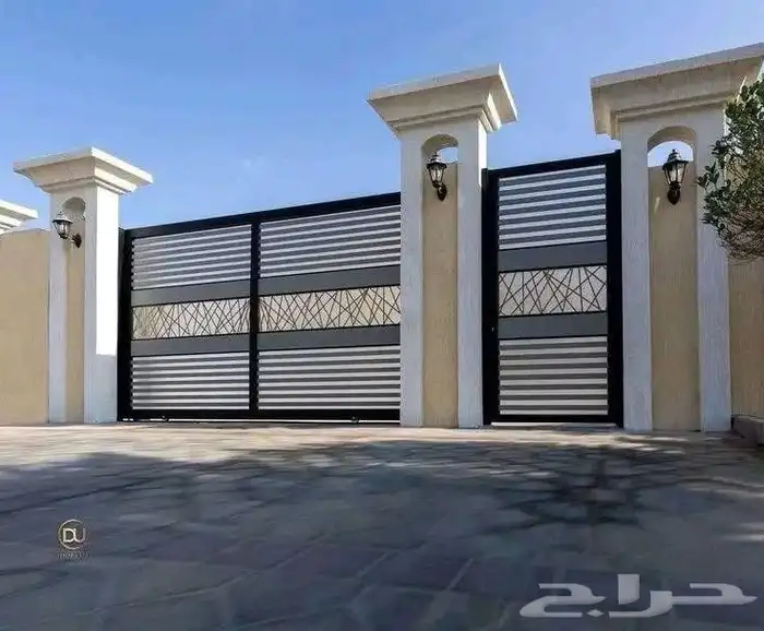 ورشة لعمل جميع انواع الحداده وقص المعادن والاكليرك والكلادي 26