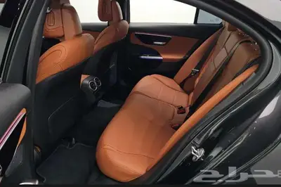 مرسيدس C200 2023 11