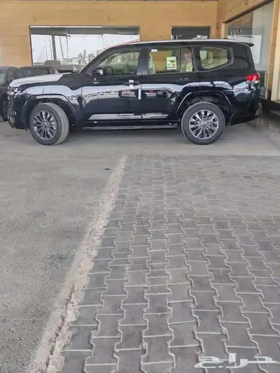 لاندكروزر جي اكس ار بنزين GXR L4 سعودي 2025 لدى الحسن 1