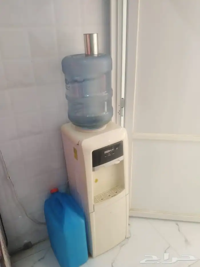 اغراض مطعم للبيع عده كامله 12