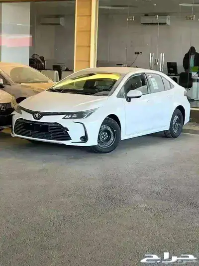 تويوتا كورولا 1.6 ستاندر طيس 2025 بقسط 990 لدي الحسن 0