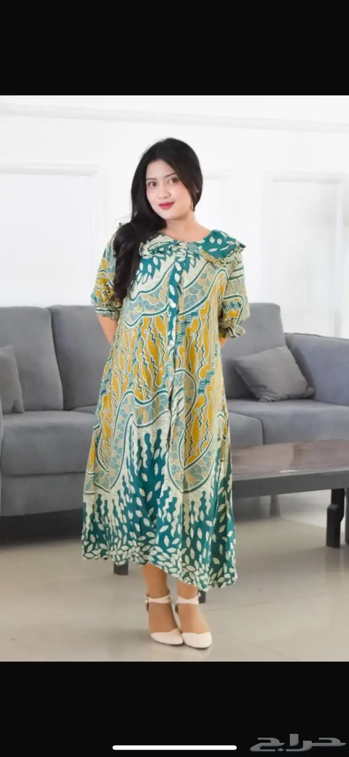 للبيع أطقم ملابس نسائيه 2
