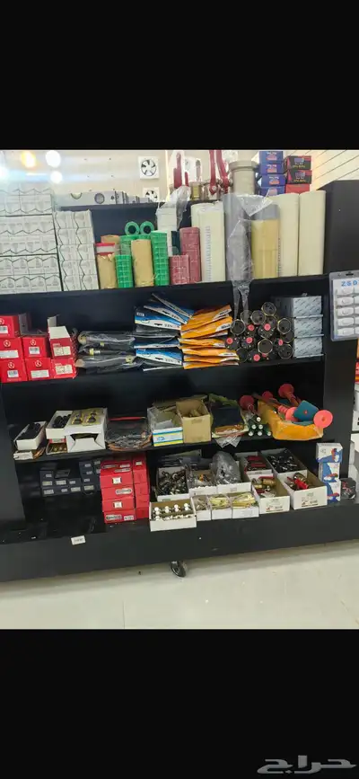 للبيع محل مواد بناء 1