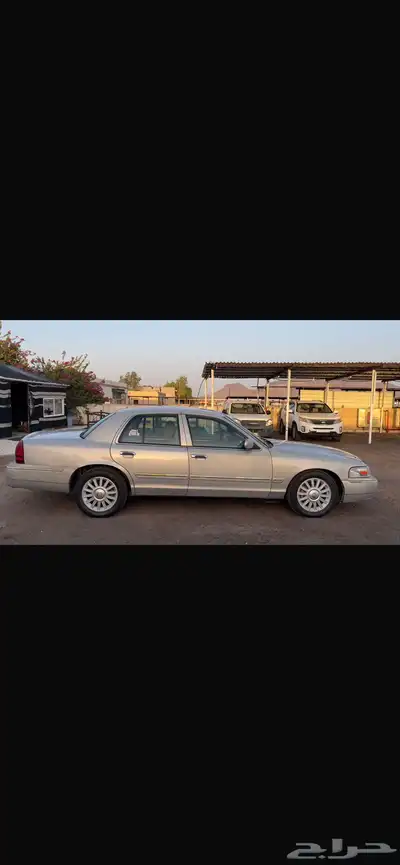 فورد جراند ماركيز2011 لون فضي 2