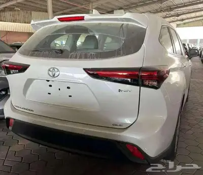 تويوتا هايلاندر GLE ابيض 2025كاش-تمويل 1