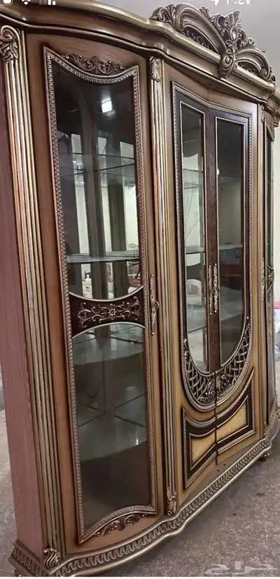 طاولة طعام فخمه مع بوفيه عشر كراسي 4