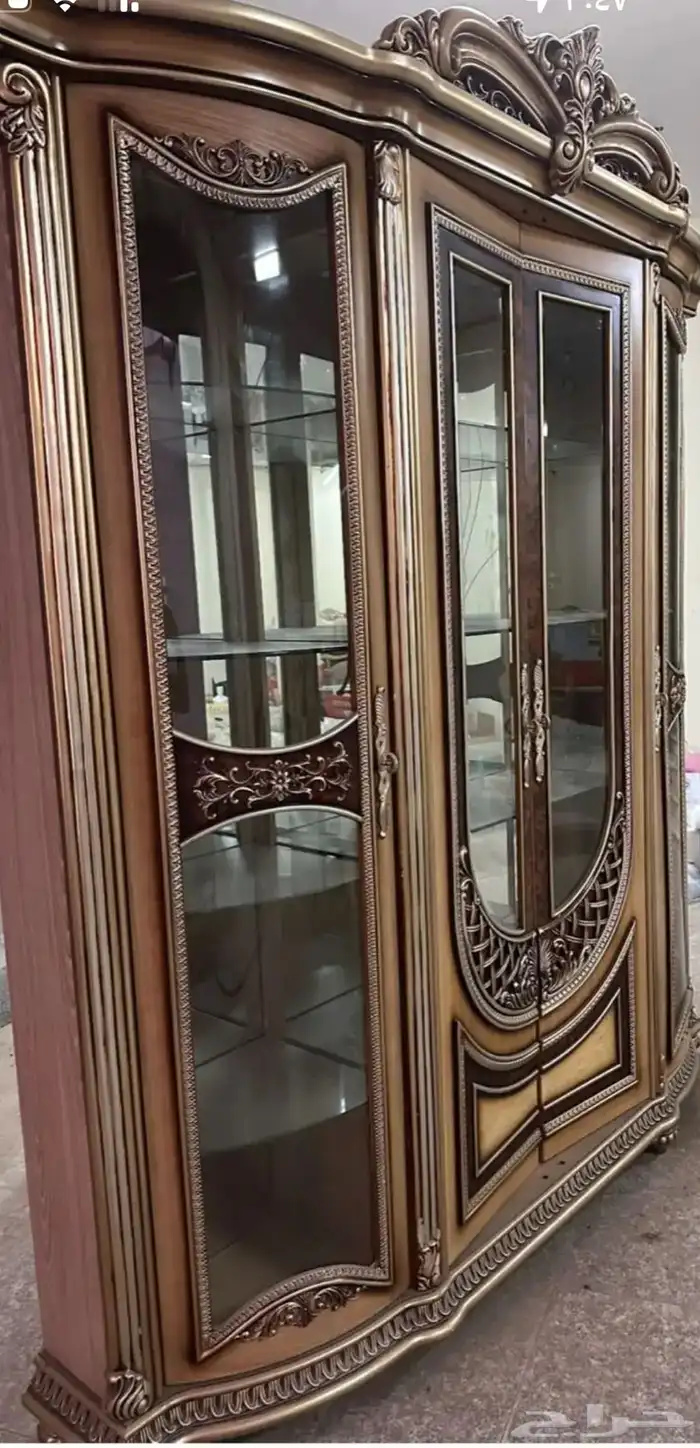 طاولة طعام فخمه مع بوفيه عشر كراسي 4