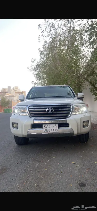 لاندكروزر 18