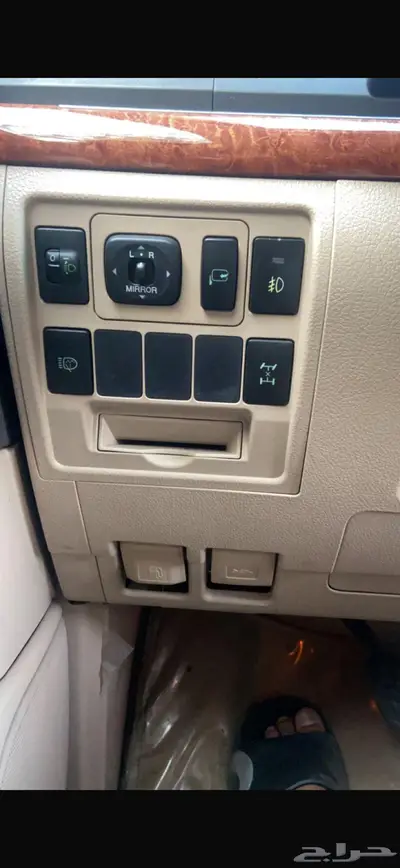 لاندكروزر 4