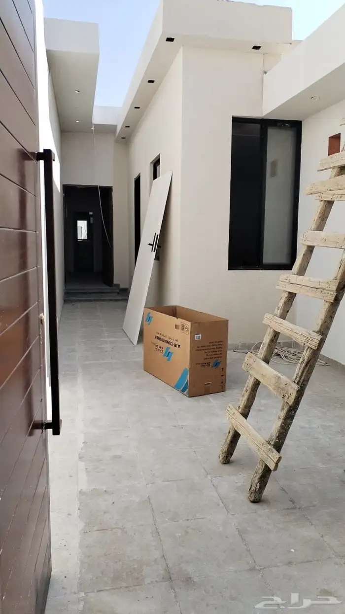 شقة عزاب مؤثثة للإيجار الشهري حي الخير 0
