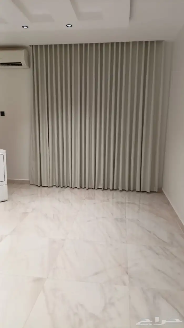 تفاصيل ستائر النوافذ ويفي 0