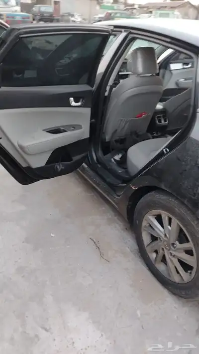 كيا اوبتيما 2