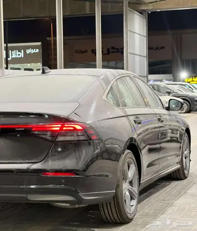 هوندا اكورد LX نص فل 2025 وستاندر 21