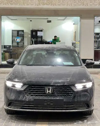 هوندا اكورد LX نص فل 2025 وستاندر 1