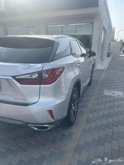 Lexus RX 350   2019   American Specs   AWD   Beige Interior 4