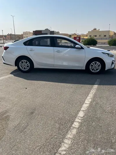للبيع سيراتو 2019 3